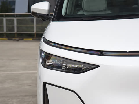 2026�� ���� 750 Ultra