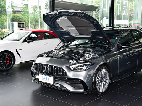 2026�� AMG C 43 4MATIC