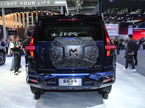 2025�� M900 ������
