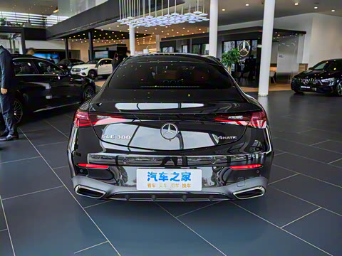 2025�� CLE 300 4MATIC �����ͽ��ܳ�