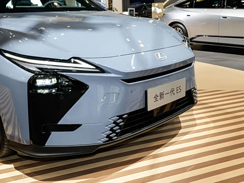 2026�� 300h