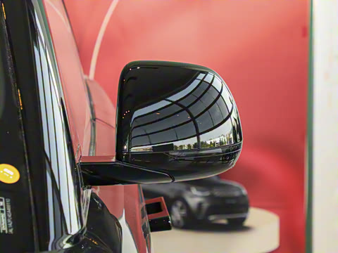 2025�� 400PS Dynamic SE