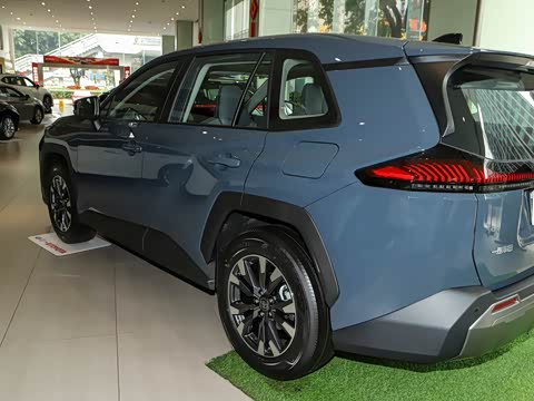 2026�� 2.0L ����������