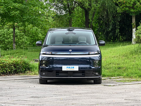 2026�� ���� 700�콢��