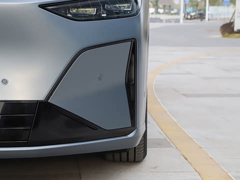 2026�� ���� 750 Ultra