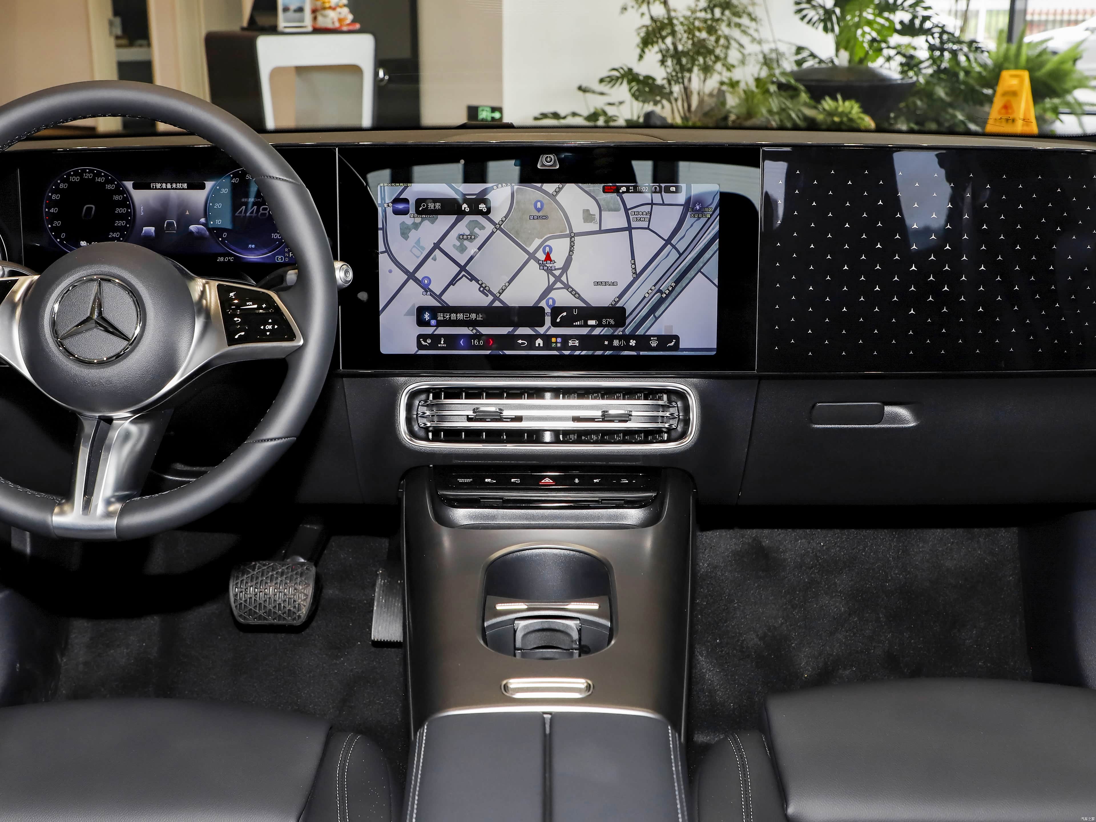 Mercedes-Benz CLA, миниатюра 13