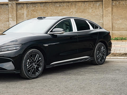 2026�� EV �Ǽݰ� 705KM����������