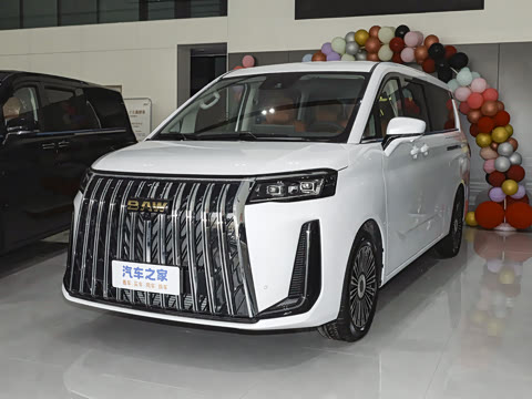 2026�� ���̰� 230����� 7��