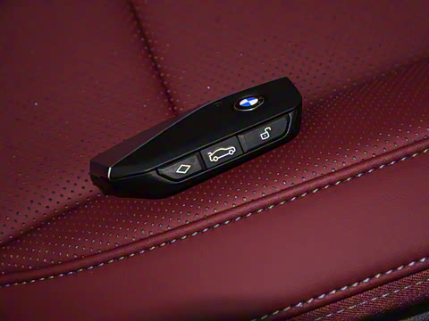 2026�� 525Li M�˶���װ