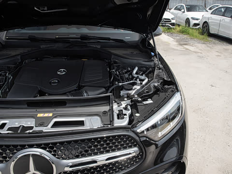 2026�� �Ŀ� GLC 260 L 4MATIC ������
