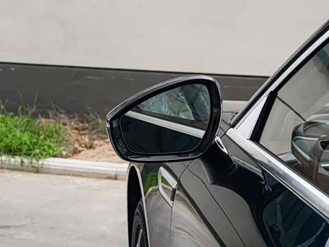 2025�� 260��������������