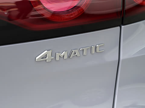 2026�� ����� 400 L 4MATIC