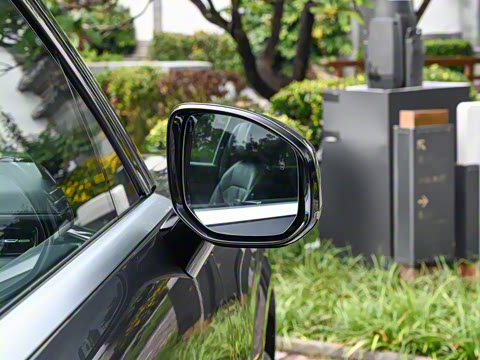 2025�� Ultra�� 70kWh