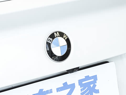 2025�� 225i M�˶���ҹ��װ