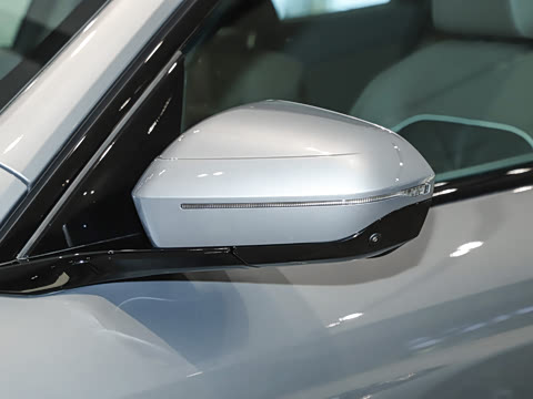 2025�� xDrive30L ������ M�˶���ҹ��װ