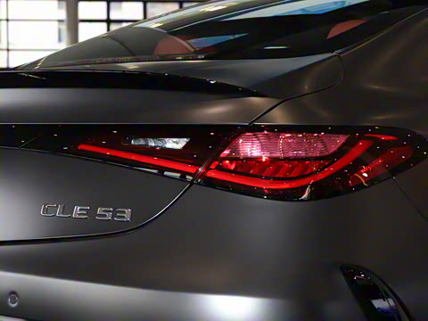 2025 Ŀ AMG CLE 53 4MATIC+ ܳ