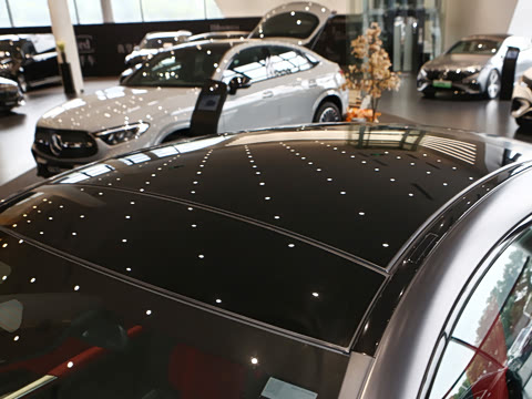 2025 Ŀ AMG CLE 53 4MATIC+ ܳ