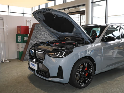 2025�� M50 xDrive