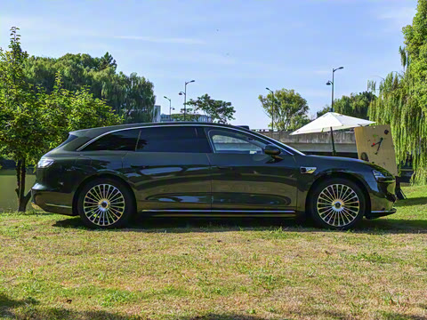 2025�� ���� Ultra��������