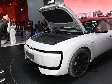 2026�� �ն�����quattro��