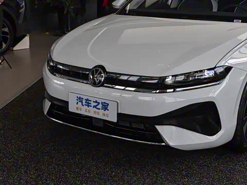 2026�� L 300TSI DSG ��Ӣ��