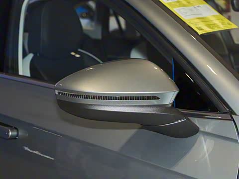 2026�� L 300TSI DSG ��Ӣ��