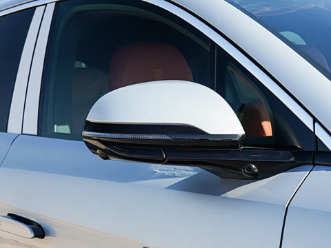 2025�� EV 670KM�����״�������