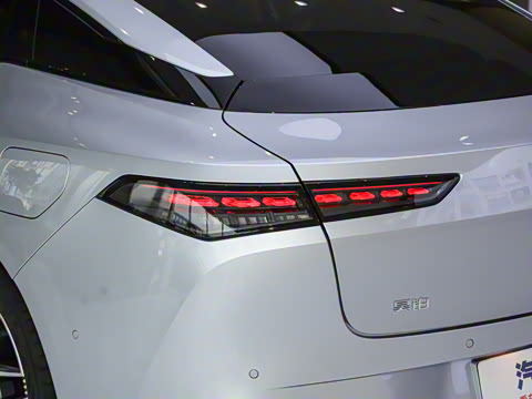 2025�� 630 Max��