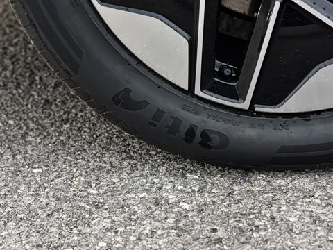 2025�� ����Ultra+����������