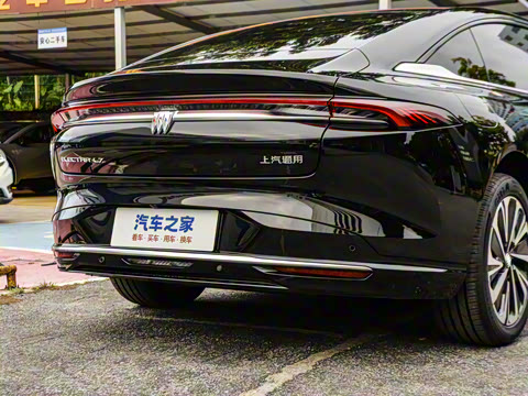 2025�� ������