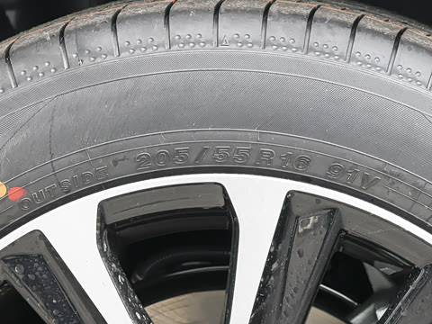 2026�� ����L ���ܵ��˫�� 1.8L ������