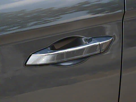 2025�� 2.2T  ������Խ�� 5�� ����