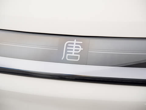 2026�� ���� 585kW ����������