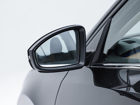 2026�� S 300TSI ������