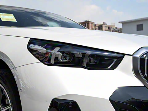 2026�� eDrive 40L M�˶���װ