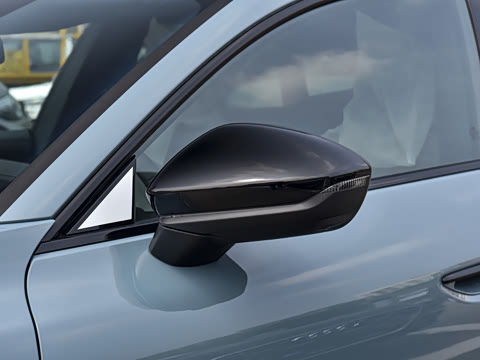 2026�� TFSI quattro 200kW �콢��