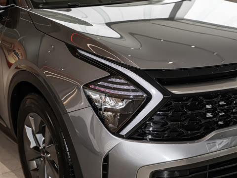 2025�� 2.0T ��������������