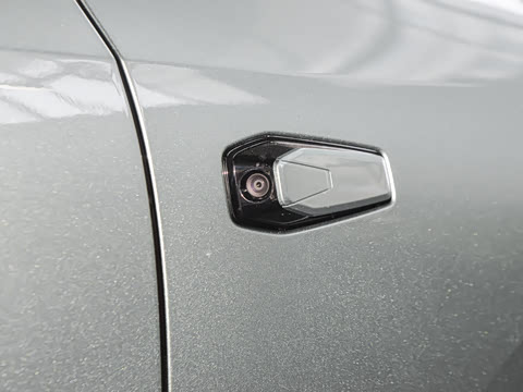 2026�� 550Ultra��ΪǬ��ADS SE��