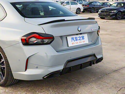 2025�� M240i xDrive