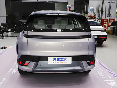 2025�� ����SMART�� 64.2kWh