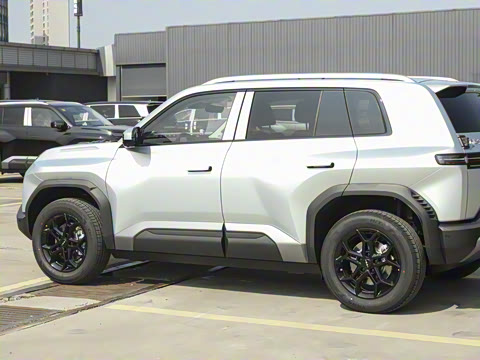 2025�� 501KM ����Ultra��