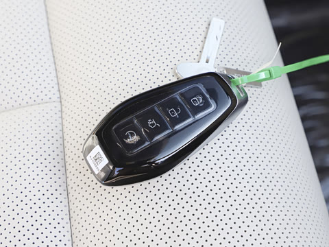 2025�� ������