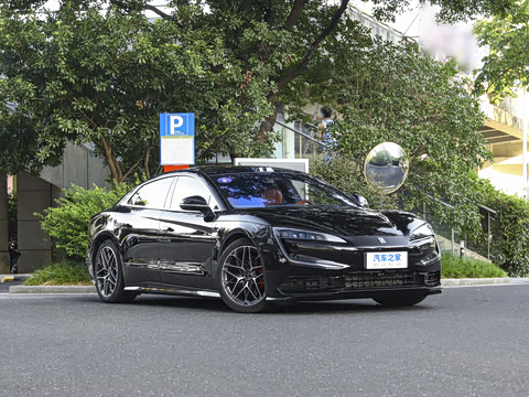 2025�� PHEV �����콢��