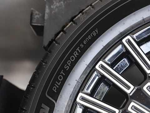 2026�� Ultra�� 70kWh ����