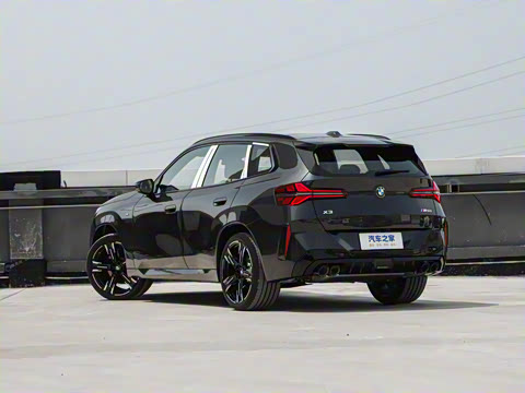 2025�� M50 xDrive