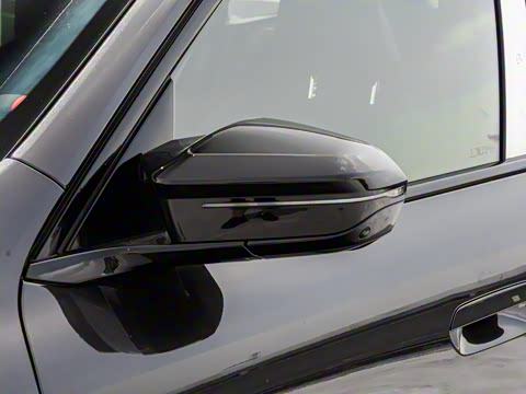 2025�� M50 xDrive