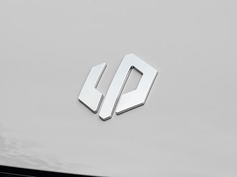 2027�� 660������