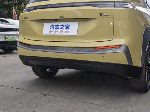 2025�� Plus 510 ������