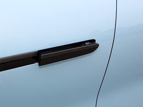 2025�� EV 701KM�����״��콢��