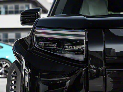 2025�� 501KM ����Ultra��